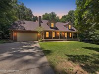 17 Bittersweet Pl, Brandenburg, KY 40108
