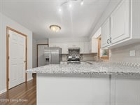 17 Bittersweet Pl, Brandenburg, KY 40108
