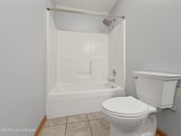 17 Bittersweet Pl, Brandenburg, KY 40108