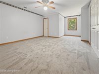 17 Bittersweet Pl, Brandenburg, KY 40108