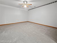 17 Bittersweet Pl, Brandenburg, KY 40108