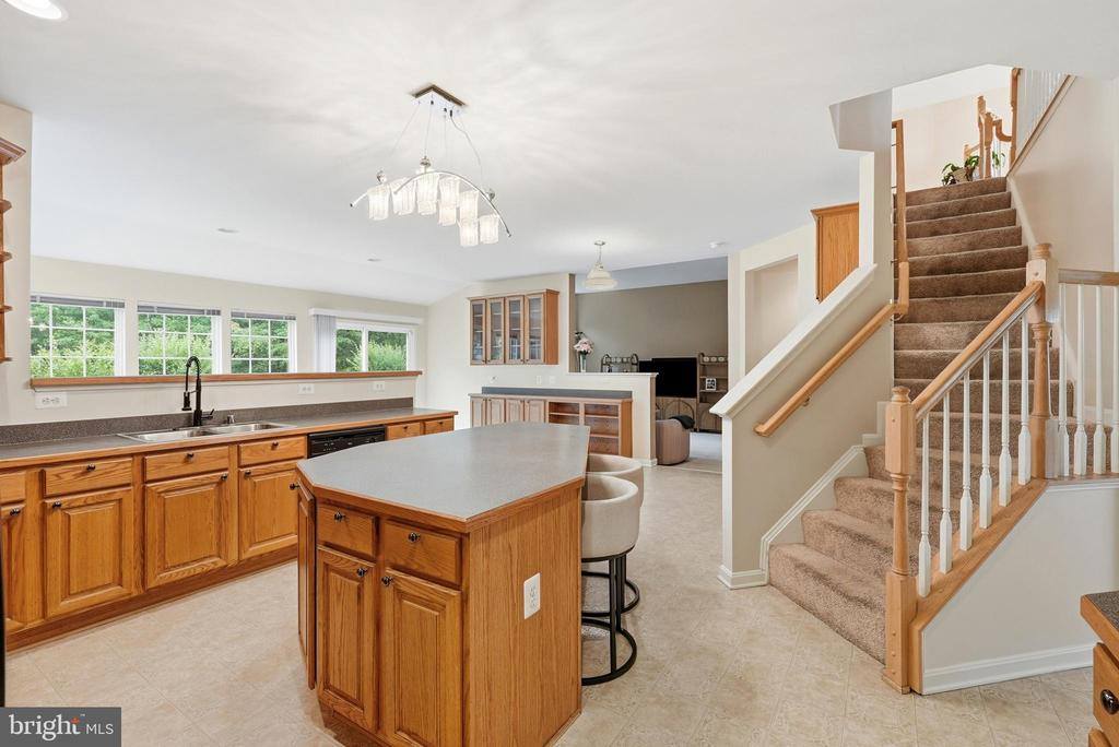 3215 Dunbratton Court, Waldorf, MD 20601