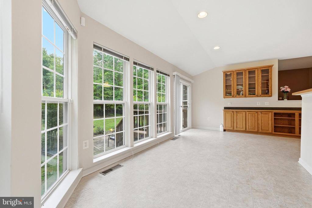 3215 Dunbratton Court, Waldorf, MD 20601