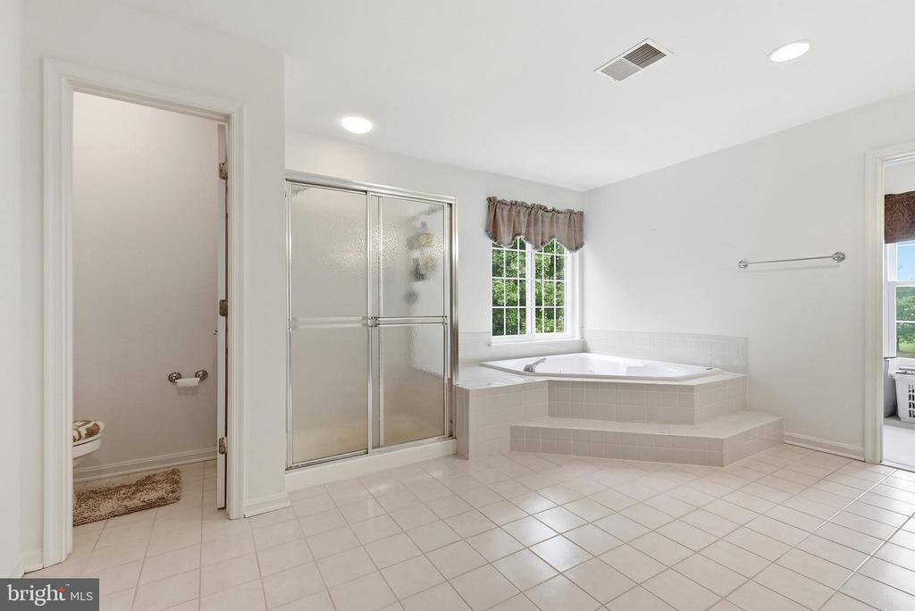 3215 Dunbratton Court, Waldorf, MD 20601