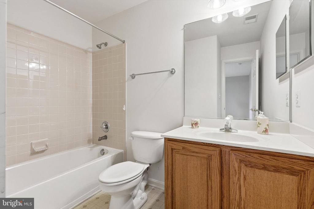 3215 Dunbratton Court, Waldorf, MD 20601