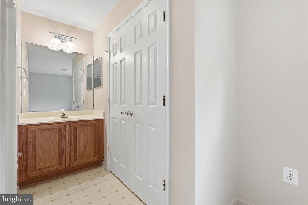 3215 Dunbratton Court, Waldorf, MD 20601