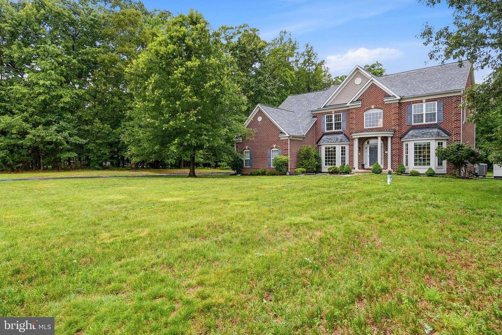 3215 Dunbratton Court, Waldorf, MD 20601