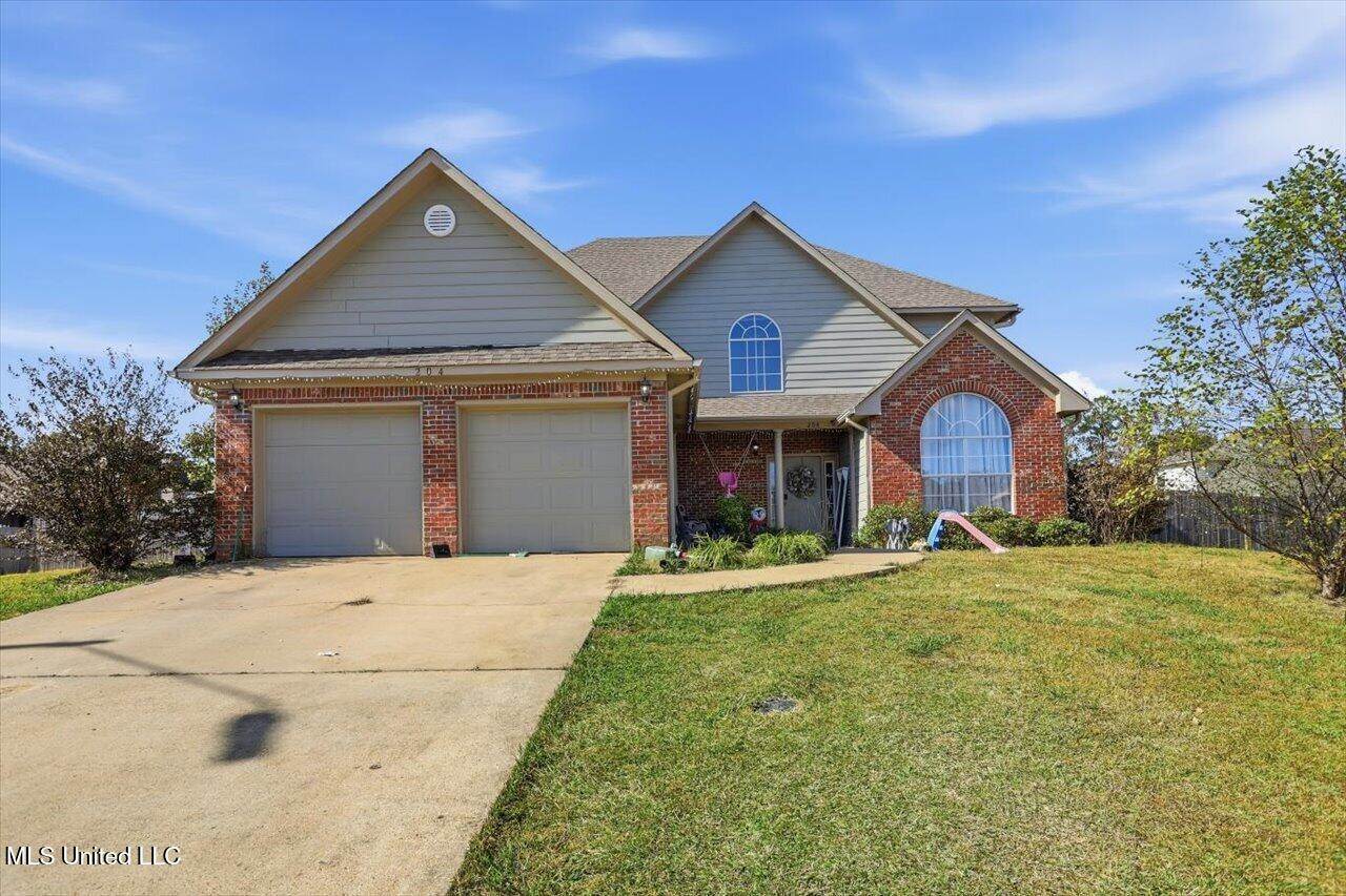 204 Lyle Circle, Brandon, MS 39042