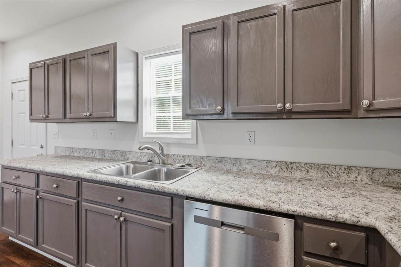 526 Andrew Chapel Rd, Brandon, MS 39042