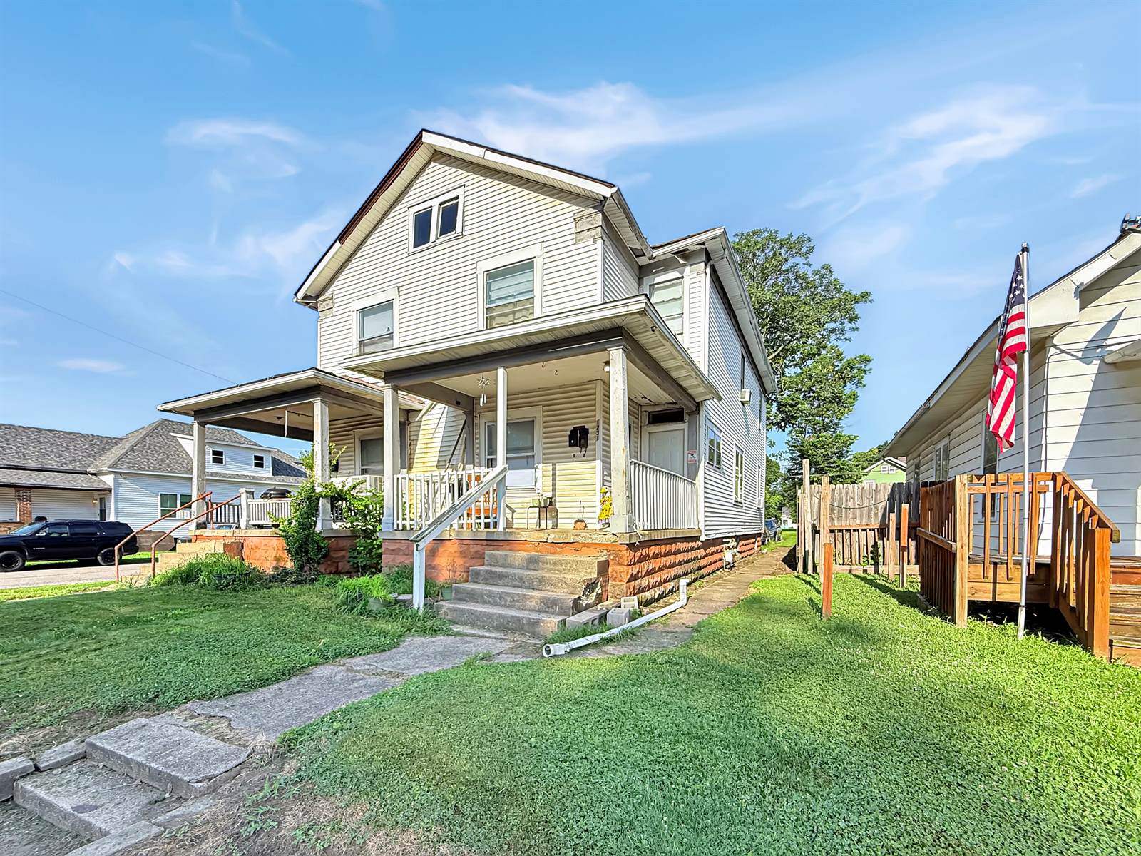 1233 S 10th, Terre Haute, IN 47802