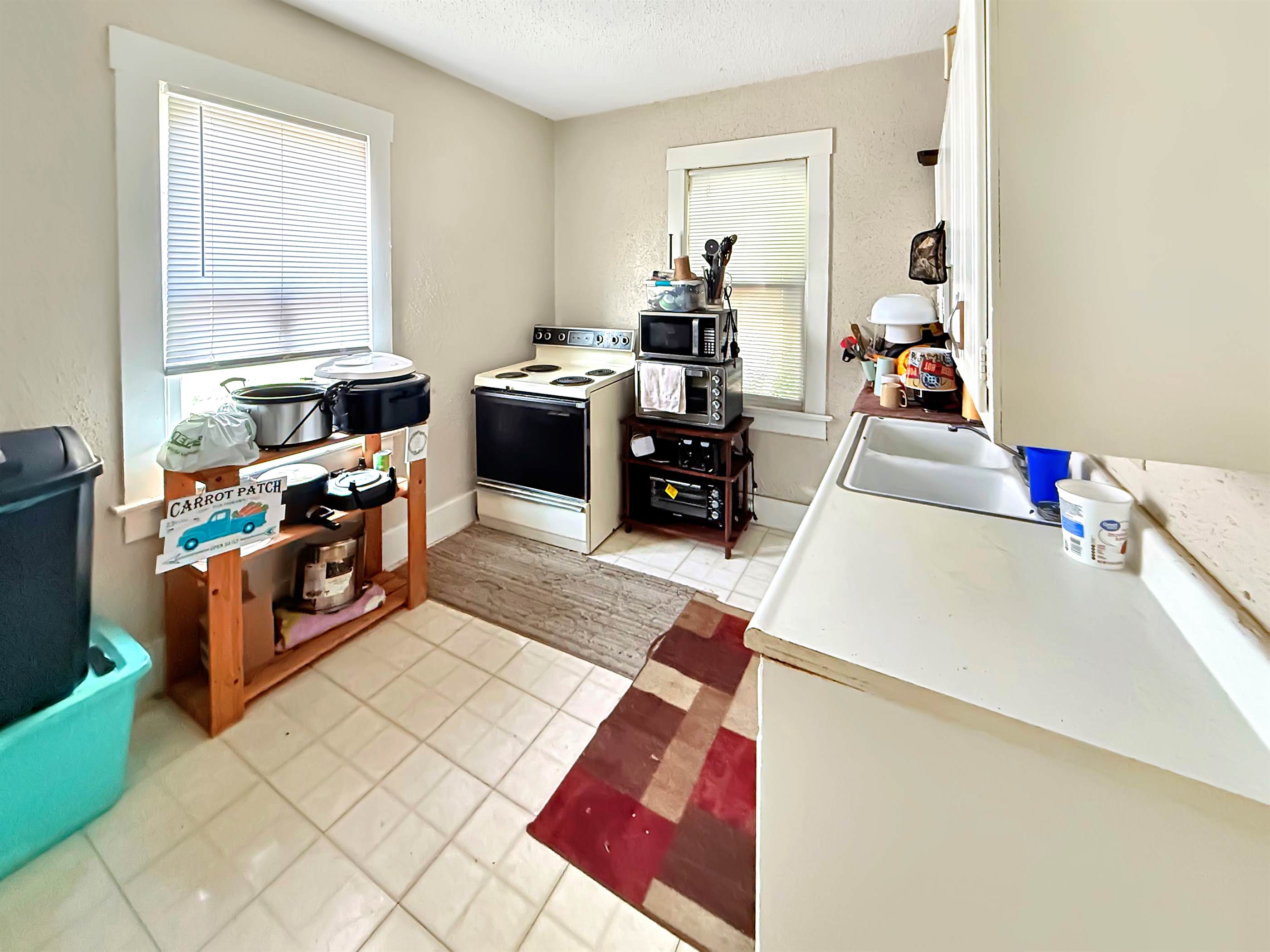1233 S 10th, Terre Haute, IN 47802