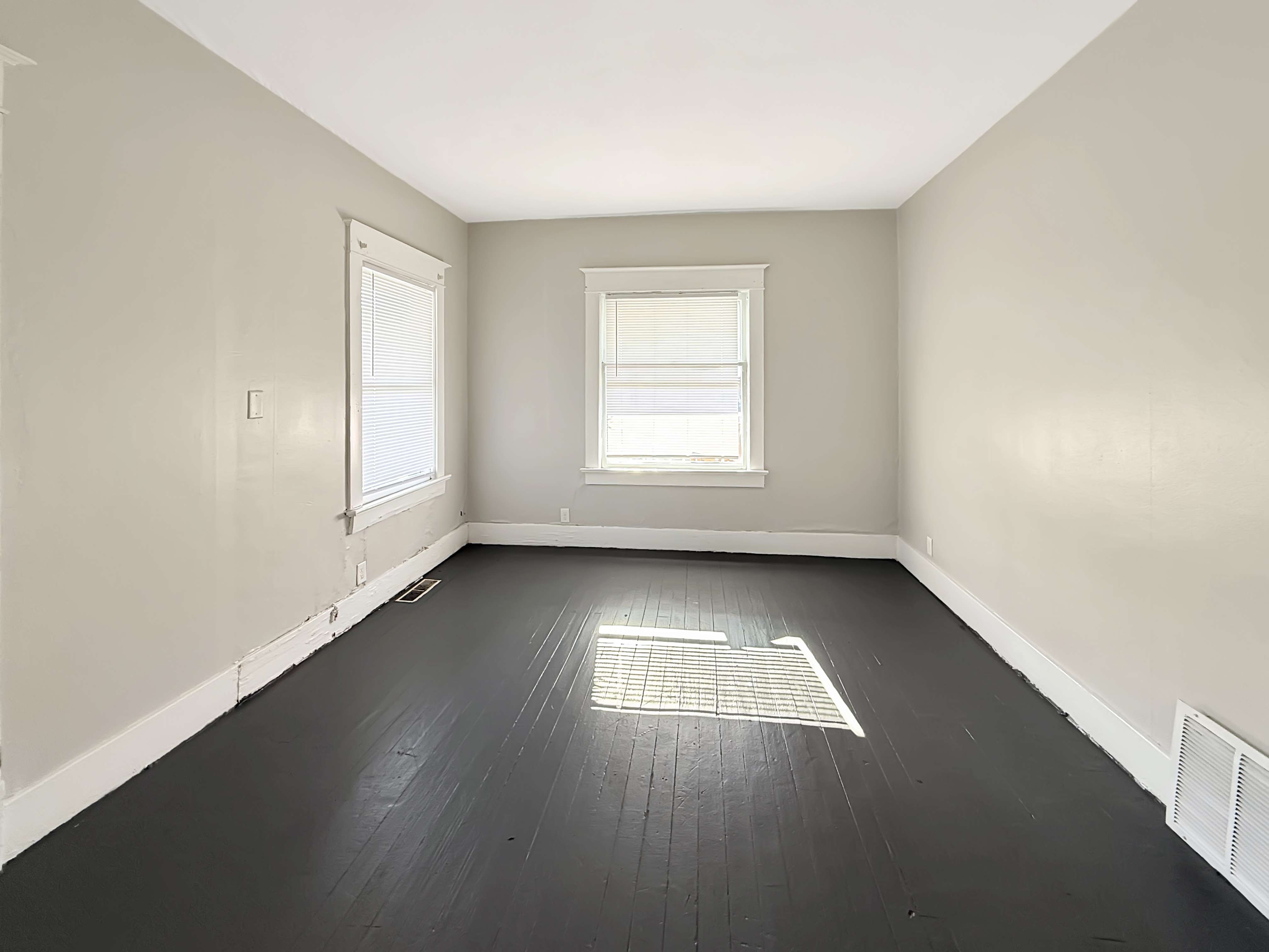1233 S 10th, Terre Haute, IN 47802
