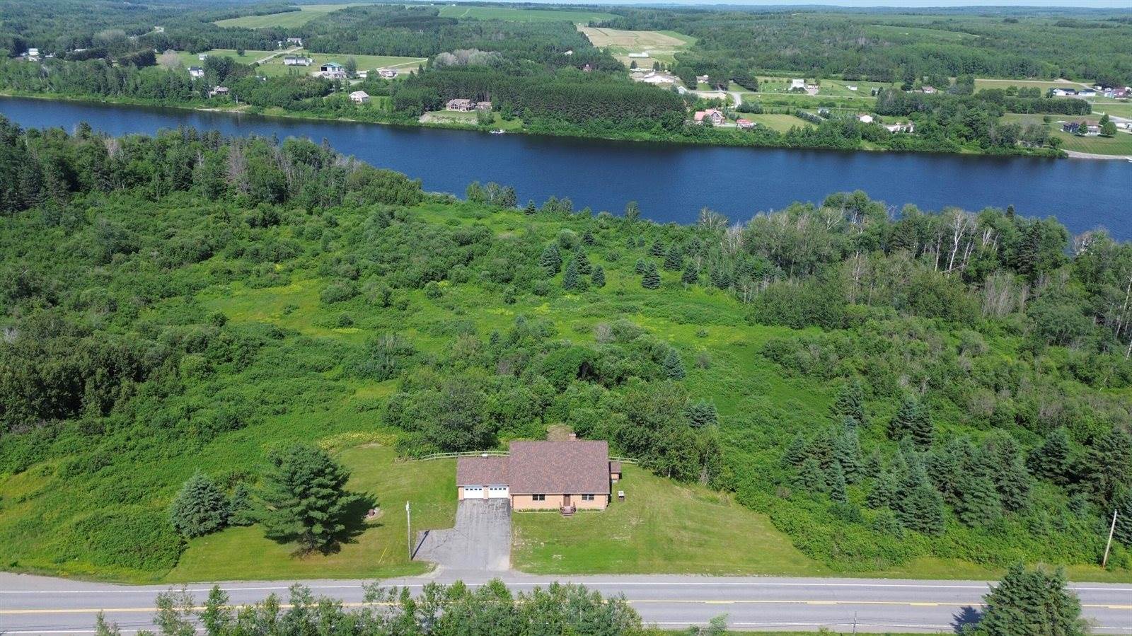 272 Hamlin Road, Hamlin, ME 04785