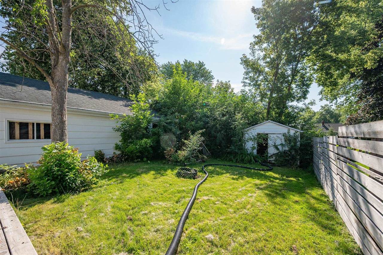 1003 13TH Avenue, Green Bay, WI 54304