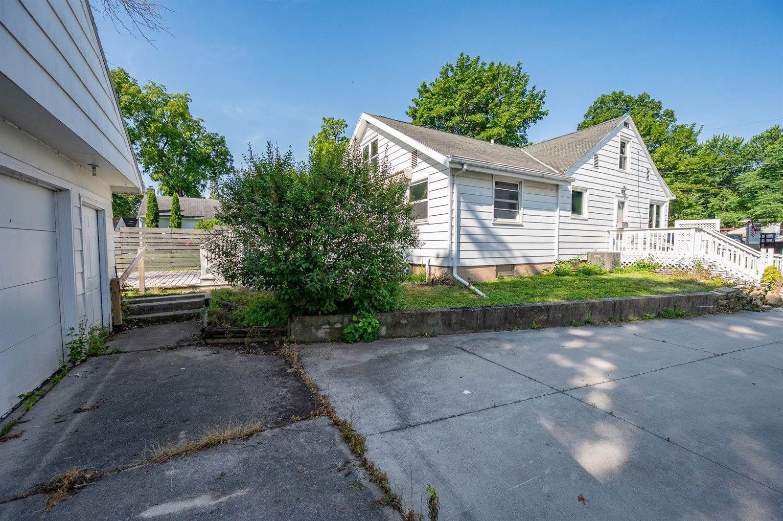 1003 13TH Avenue, Green Bay, WI 54304