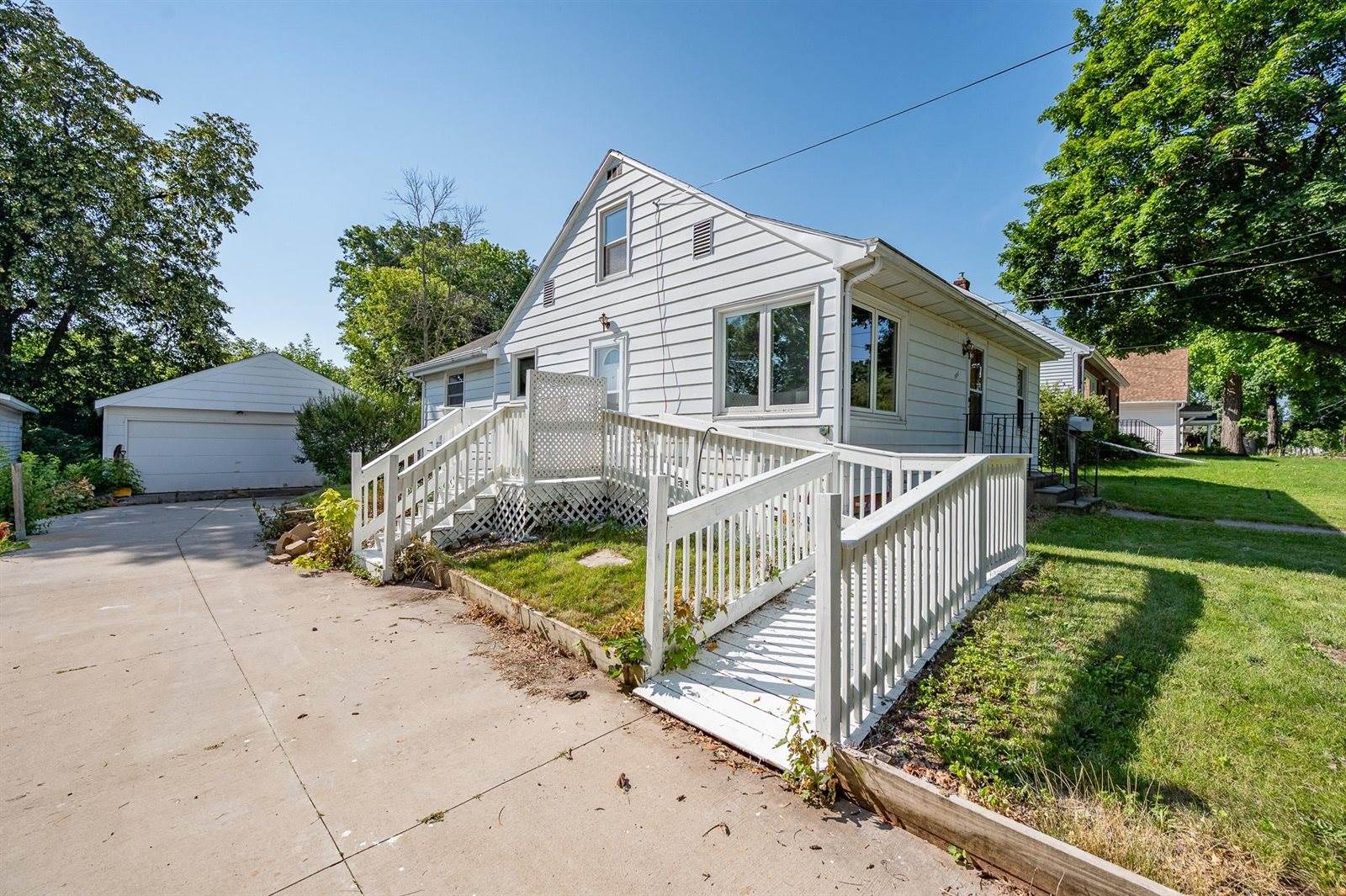 1003 13TH Avenue, Green Bay, WI 54304