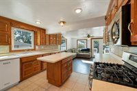 1003 13TH Avenue, Green Bay, WI 54304