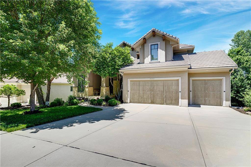 25312 West 96th Terrace, Lenexa, KS 66227