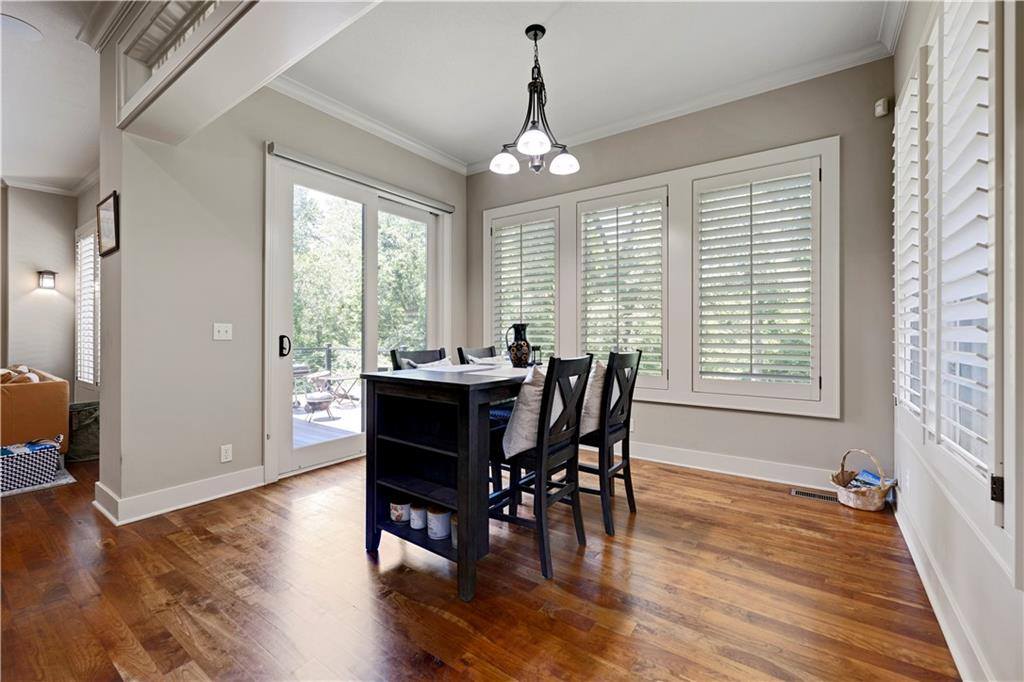 25312 West 96th Terrace, Lenexa, KS 66227