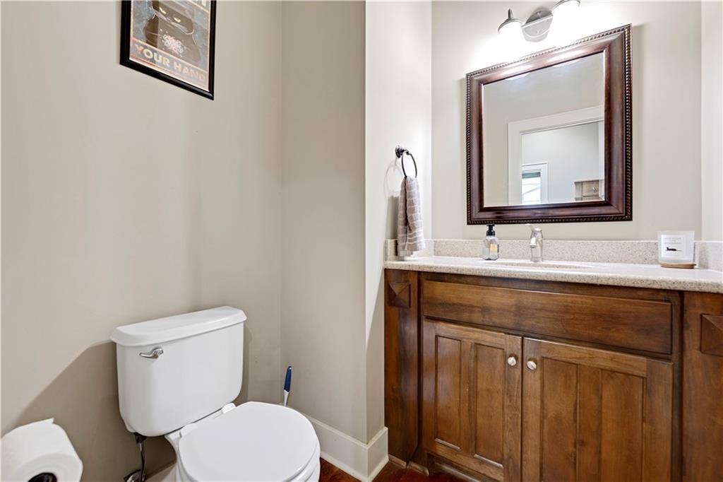 25312 West 96th Terrace, Lenexa, KS 66227