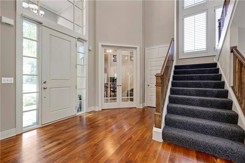 25312 West 96th Terrace, Lenexa, KS 66227