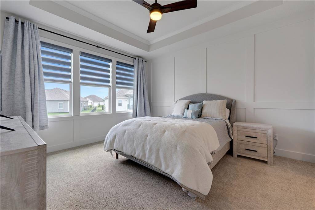 17766 South Myrna Drive, Olathe, KS 66062