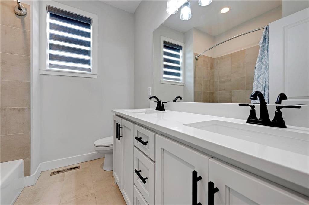 17766 South Myrna Drive, Olathe, KS 66062