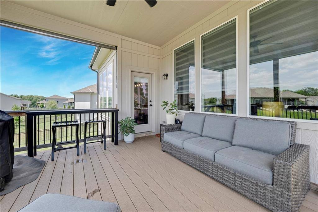 17766 South Myrna Drive, Olathe, KS 66062