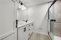 17766 South Myrna Drive, Olathe, KS 66062