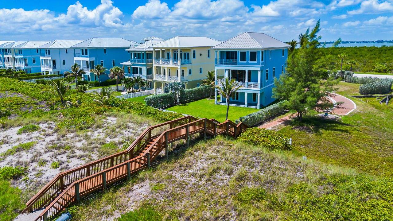 4800 Watersong Way, Fort Pierce, FL 34949
