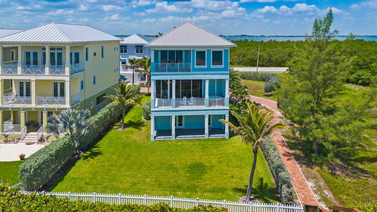 4800 Watersong Way, Fort Pierce, FL 34949