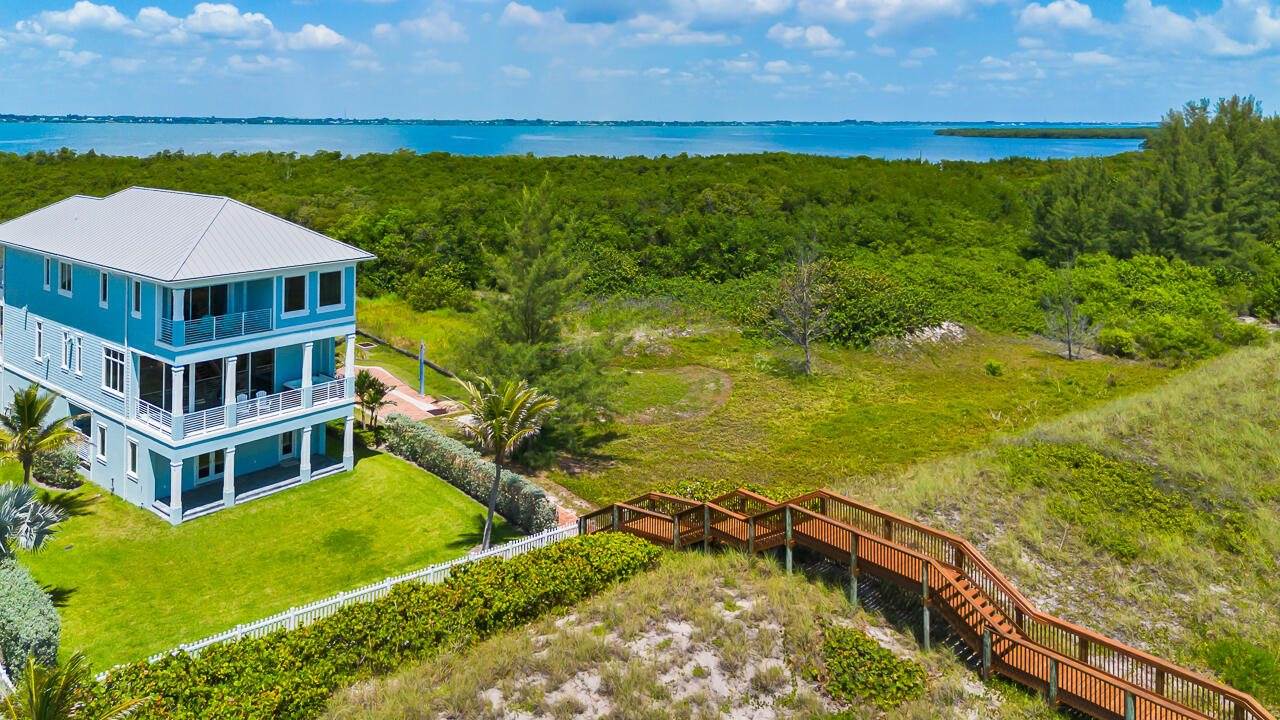 4800 Watersong Way, Fort Pierce, FL 34949