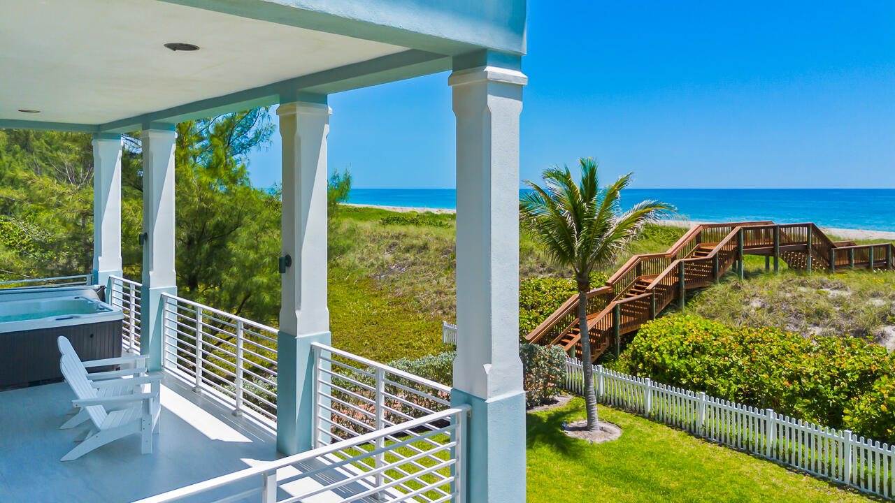 4800 Watersong Way, Fort Pierce, FL 34949