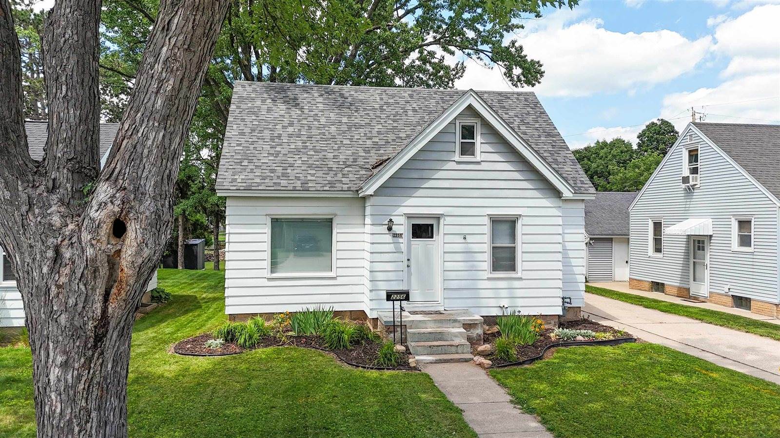 2256 Fourth Avenue, Stevens Point, WI 54481