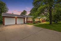 719 Sunset Avenue, Stevens Point, WI 54481