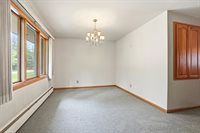 719 Sunset Avenue, Stevens Point, WI 54481
