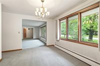719 Sunset Avenue, Stevens Point, WI 54481