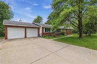719 Sunset Avenue, Stevens Point, WI 54481