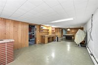 719 Sunset Avenue, Stevens Point, WI 54481