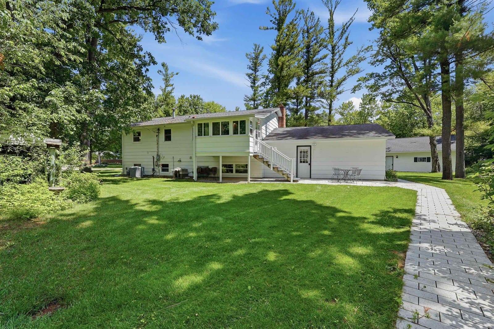 2251 Beechwood Drive, Plover, WI 54467