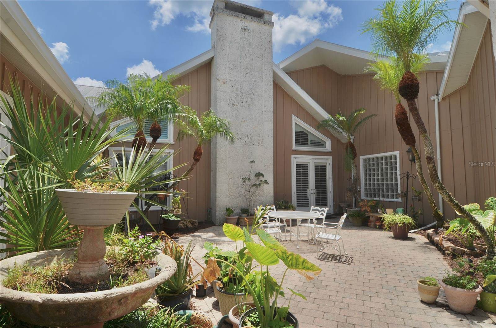 630 North River Road, Venice, FL 34293