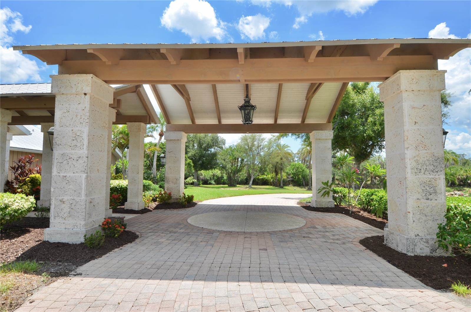 630 North River Road, Venice, FL 34293