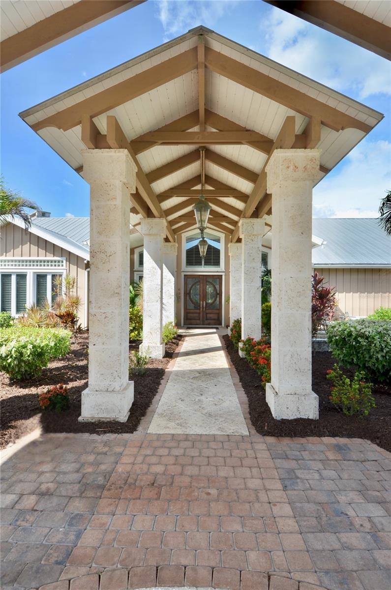 630 North River Road, Venice, FL 34293