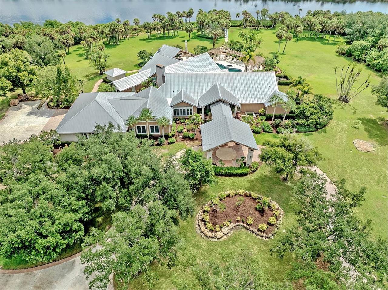 630 North River Road, Venice, FL 34293