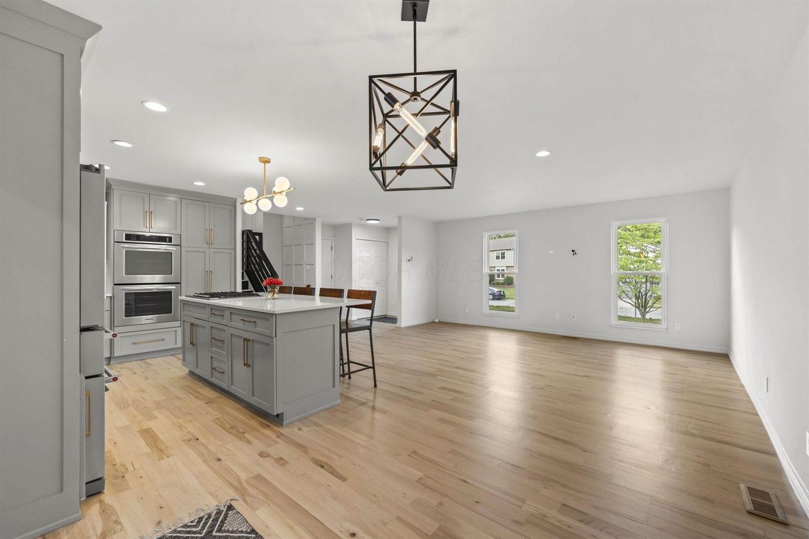 5497 Shannon Heights Boulevard, Dublin, OH 43016