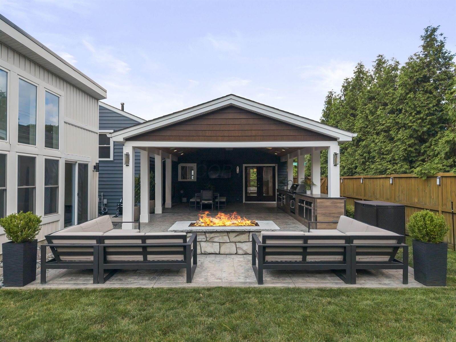 5497 Shannon Heights Boulevard, Dublin, OH 43016