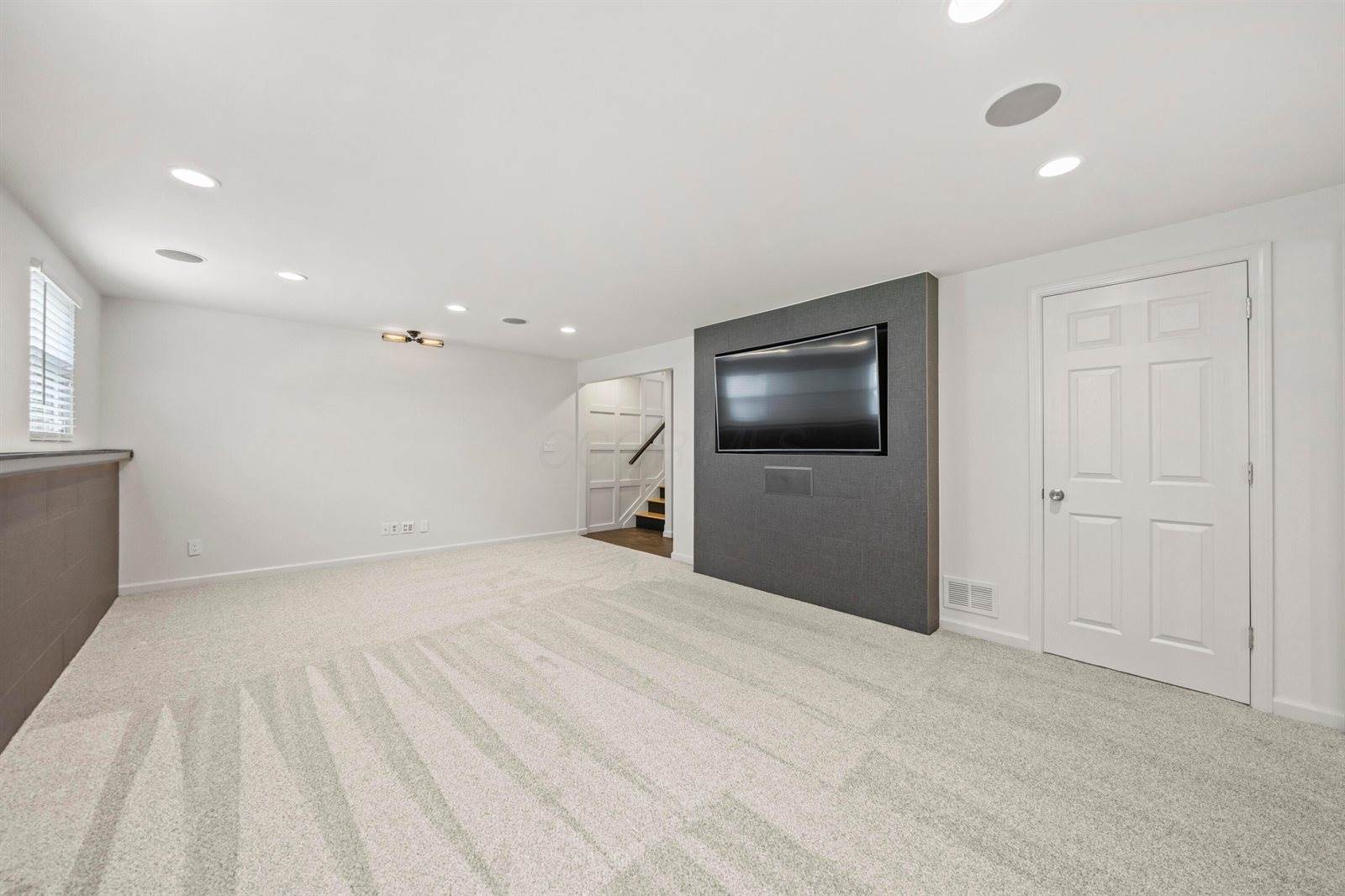 5497 Shannon Heights Boulevard, Dublin, OH 43016