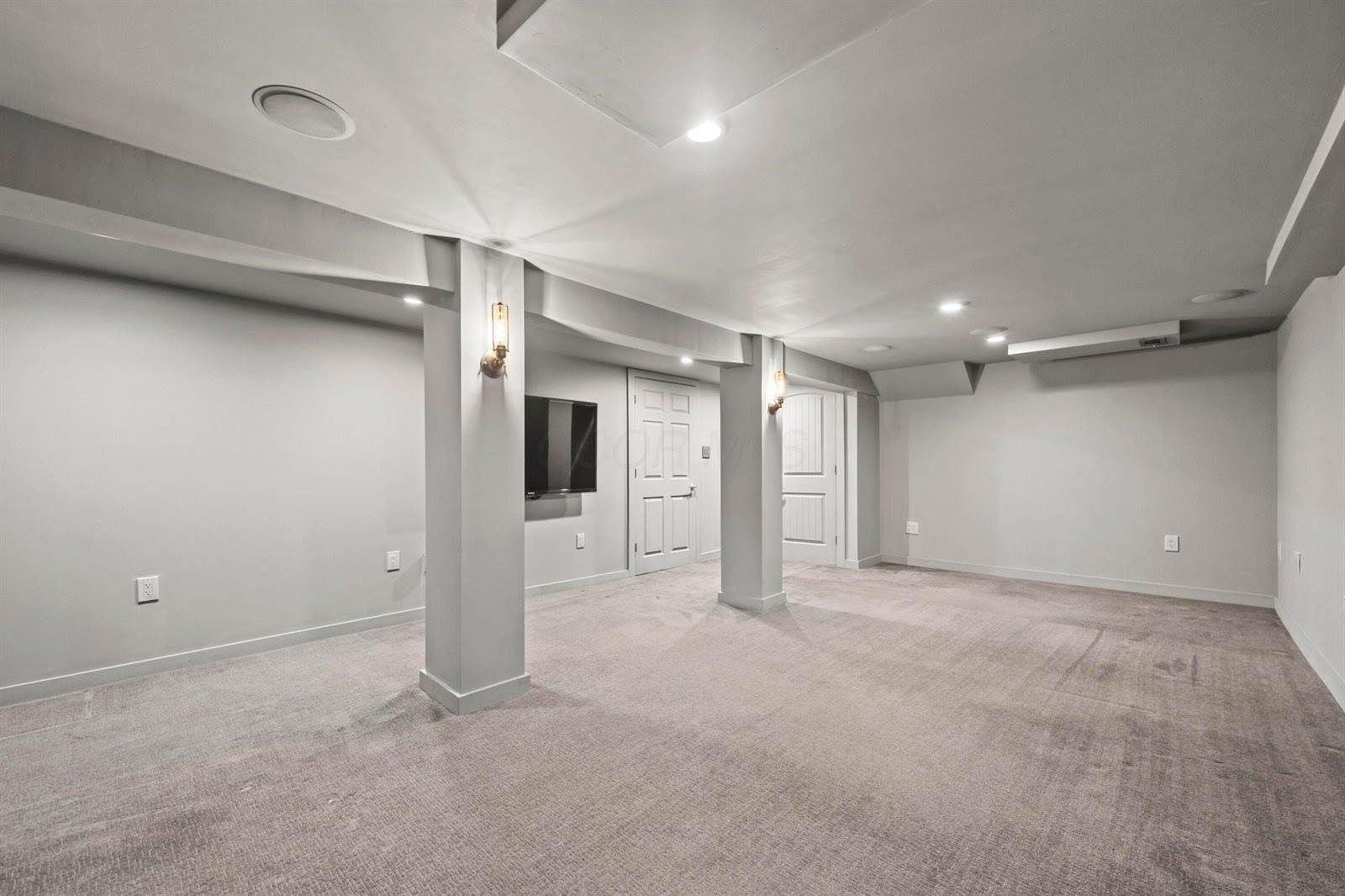5497 Shannon Heights Boulevard, Dublin, OH 43016