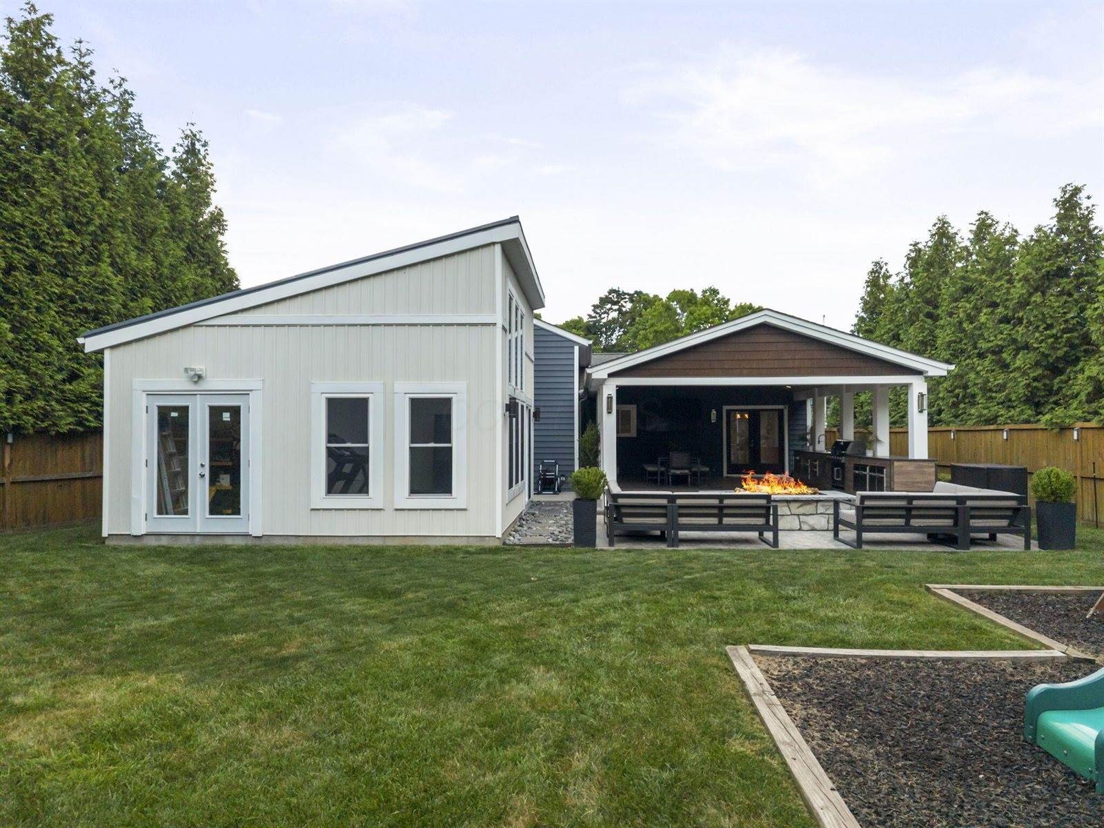5497 Shannon Heights Boulevard, Dublin, OH 43016