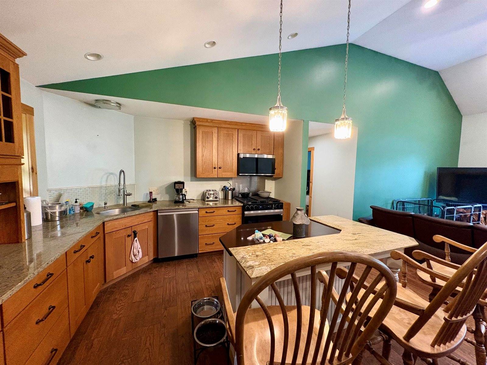 1097 Main Street, Springfield, ME 04487